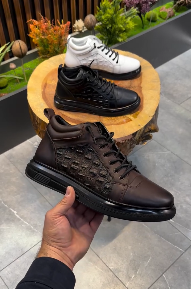 Bota de piel para hombre de nueva creación 