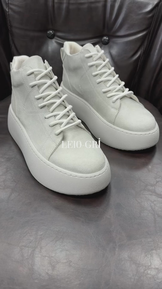 LE10 Laced Men's High Sole Imported Suede Sneaker