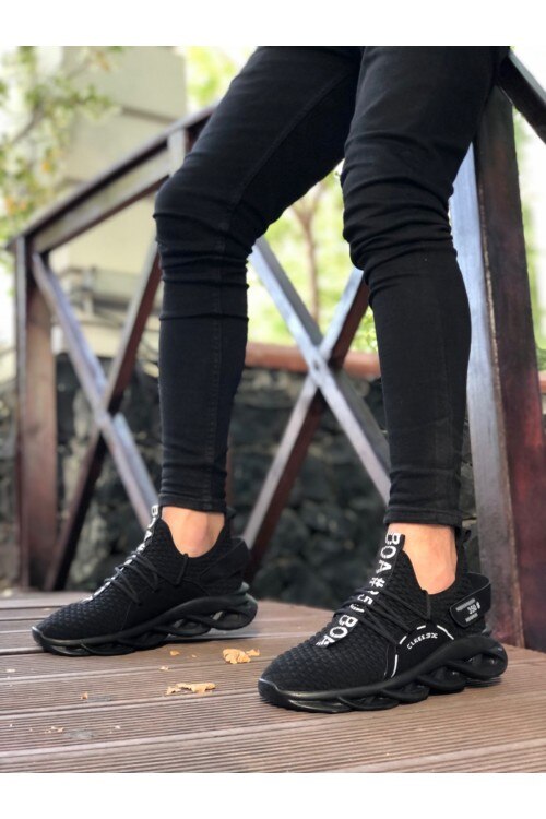 High-Sole Style Sneakers Black Men Sneakers with Velcro Detail