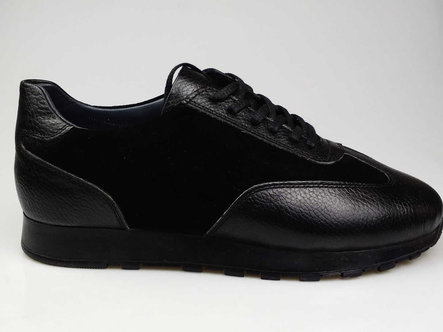 Zapatos casuales ultra cómodos de cuero auténtico ortopédicos negros para hombre